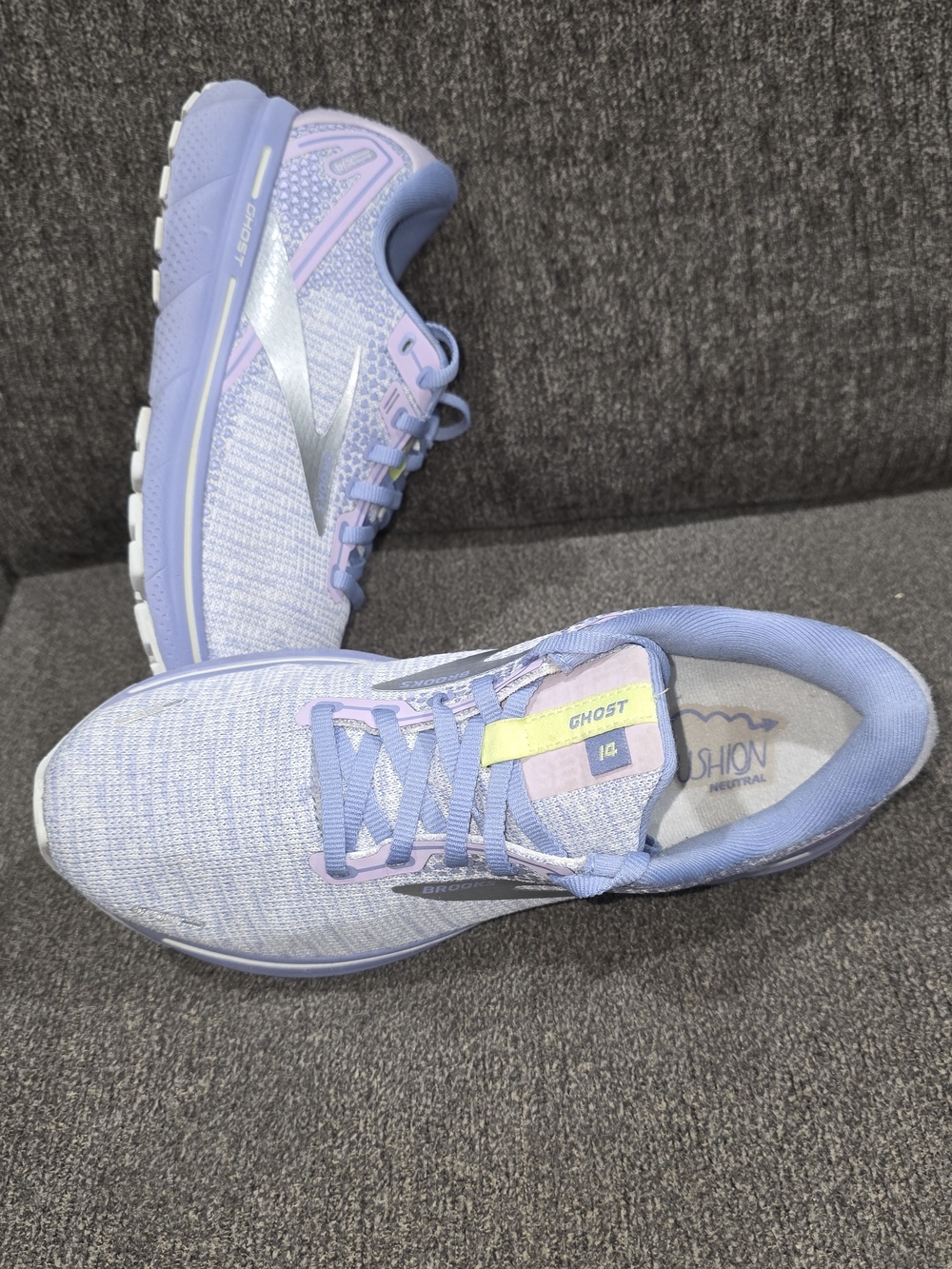 Brooks Ghost Women's Running Shoes - Lavender / Silver - Picture 3 of 10